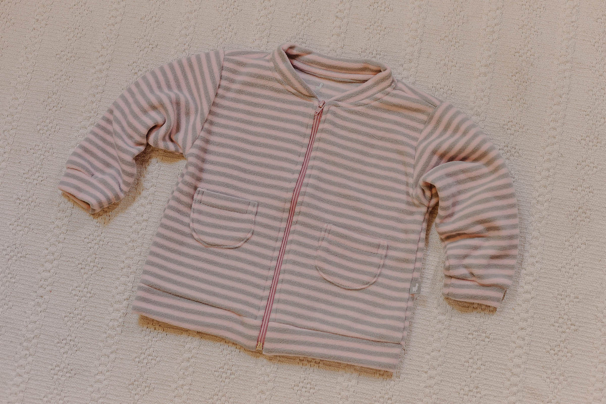 Casaco Soft Cinza e Rosa Listras