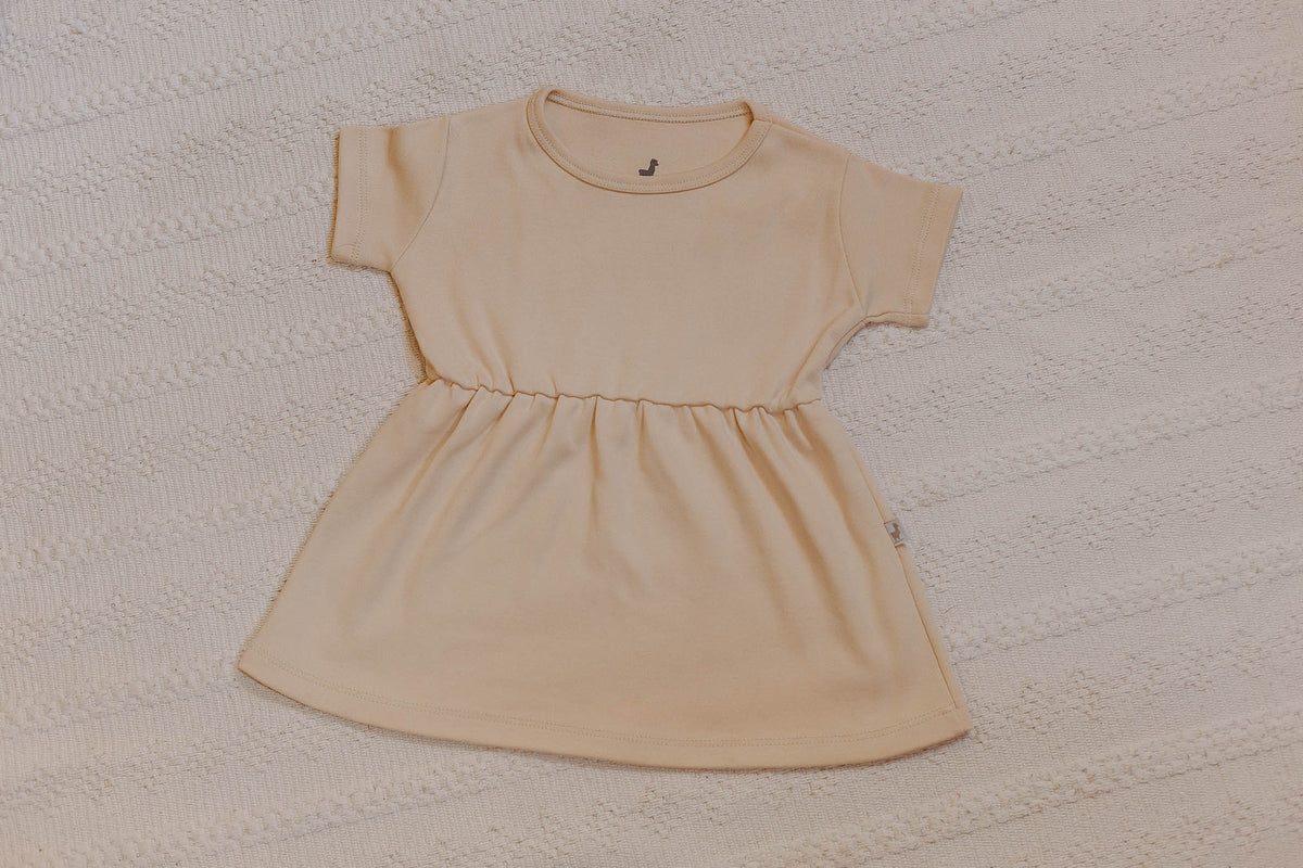 Vestido Manga Curta Amêndoas Algodão Egípcio