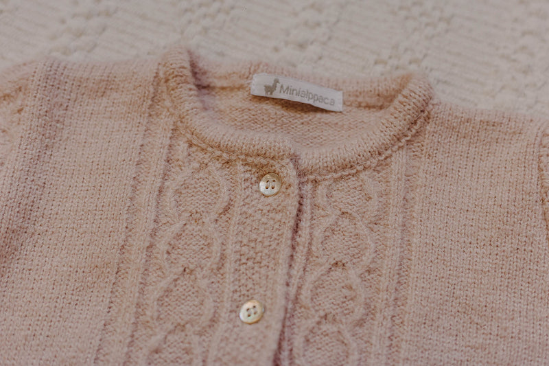Casaquinho de Tricot Trança Rosa