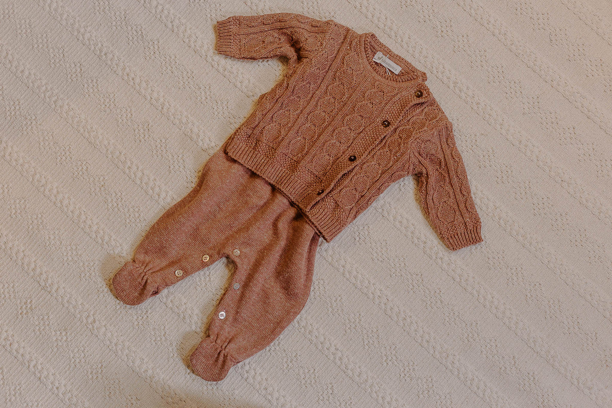 Macacão Tricot com Casaco Marrom