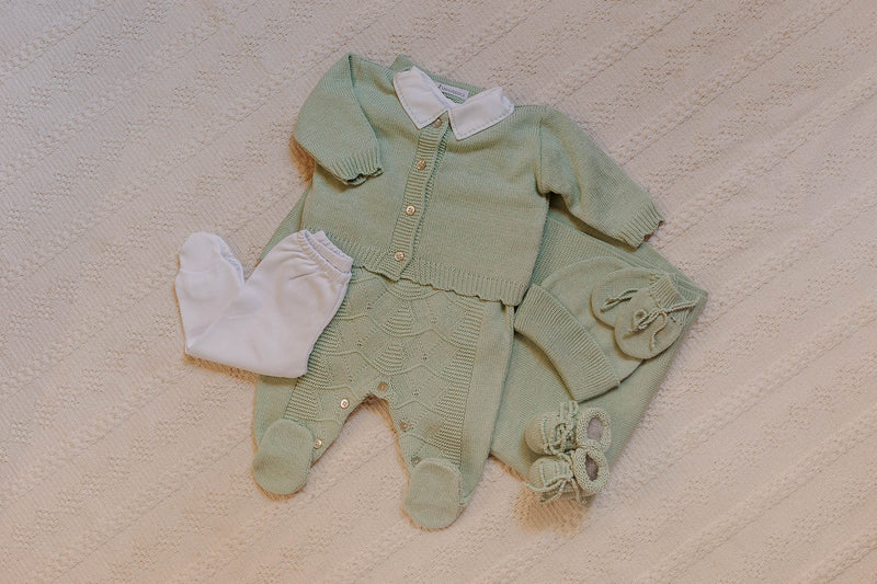 Saída de Maternidade Verde