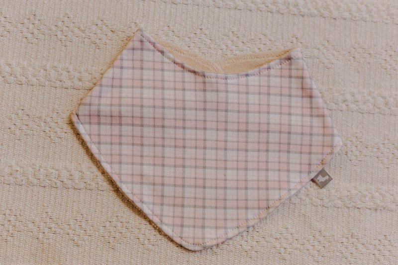 Babeiro Bandana Rosa Bebe Xadrez