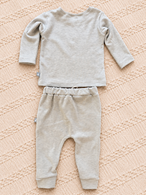 Conjunto Camiseta e Calça Algodão Egípcio Cinza
